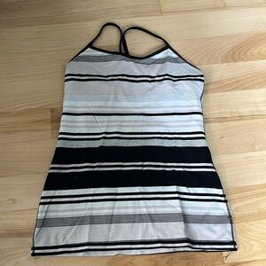 Lululemon power y tank size 8